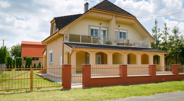 House Daisy 2 Balatonmariafurdo, Prenota Hotel Balatonmáriafürdő 