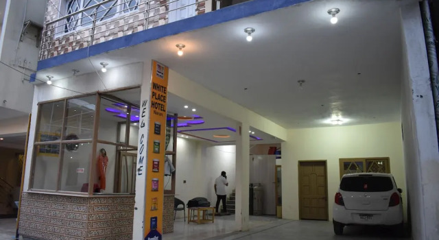 New White Palace Hotel
