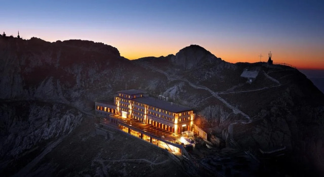Hotel Pilatus Kulm