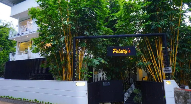 Palattys Resorts, Varaa Hotelli Angamali New Delhi