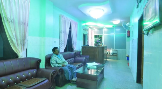 Saw Nyein San Guest House, Book Guesthouse Nyaung-U Mandalay Region