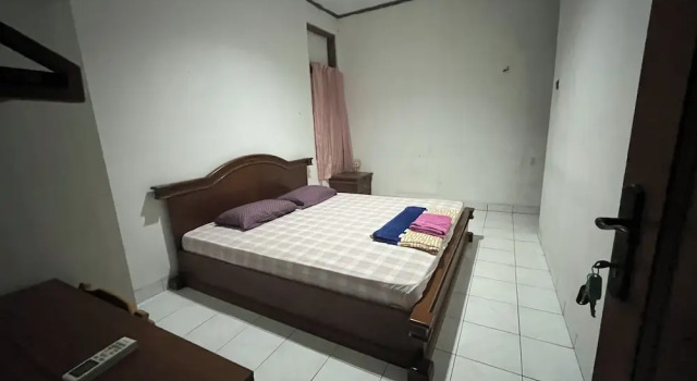 SPOT ON 94142 Al Fatih Residence Syariah 2, Book Hotel Jakarta Jakarta Province, near Binus University