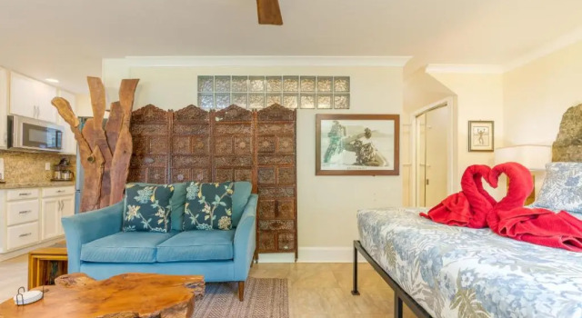 Студия Deluxe Fern Grotto Inn