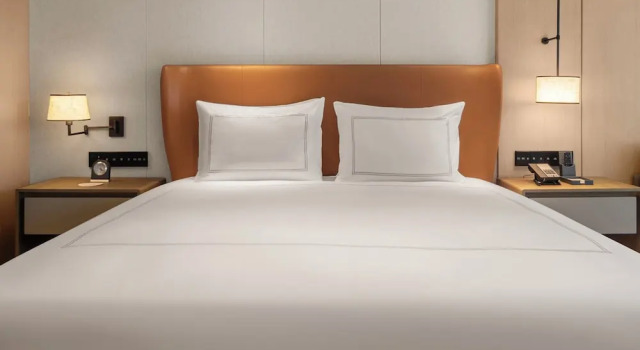 Двухместный номер Premier Swissotel Beijing Hong Kong Macau Center