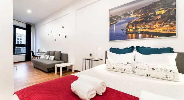 PB Bolhão Apartments - Free Parking Downtown, Varaa Huoneisto Hotellit Porto pysäköinnillä, Pysäköinti