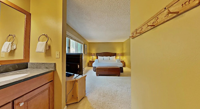 Keystone Lazy Dog Retreat 12