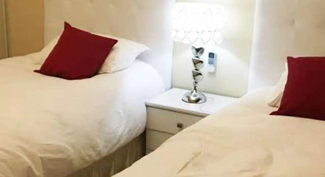 Номер Premium с 2 комнатами Gold Coast Luxurious and Stylish Condo