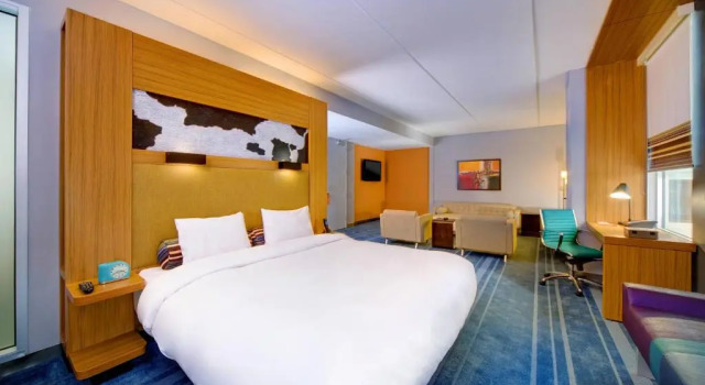 Люкс Пентхаус Aloft by Marriott Bolingbrook