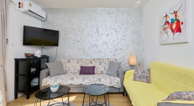 Apartment Piano, Забронировать Апартаменты/квартира Отели Региона Дубровника с завтраком, Завтраки