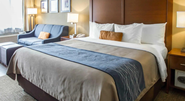 Люкс Comfort Inn Edgewater on Hudson River
