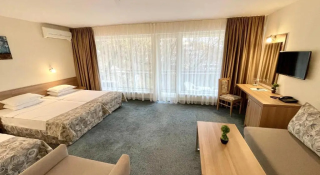 Семейный номер Standard с балконом BSA Gradina Hotel & Aquapark - All Inclusive