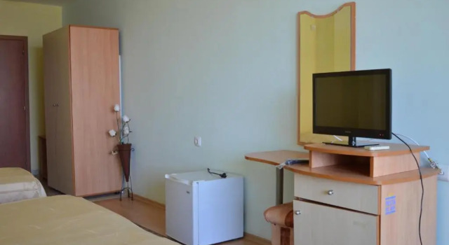 Трёхместный номер Standard с балконом и с видом на море Family Hotel Coral