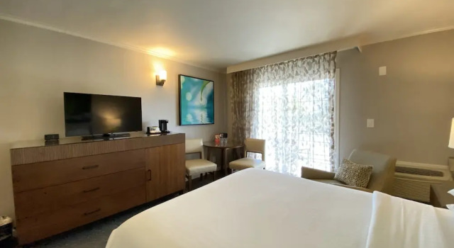 Двухместный номер Standard с видом на бассейн The Creekside Inn