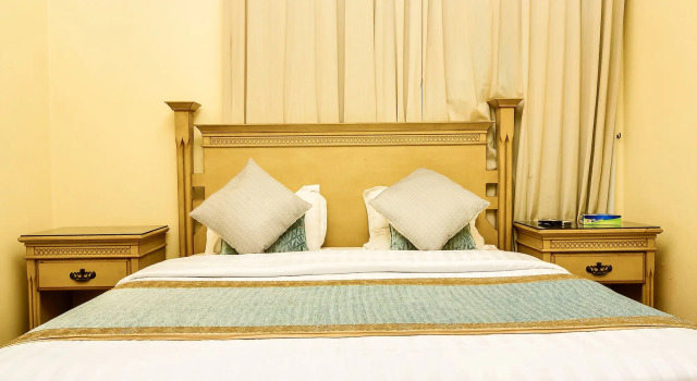 OYO 125 Al Hamra Palace