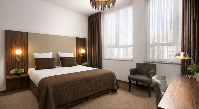Семейный номер Standard с 2 комнатами Hotel La Reine