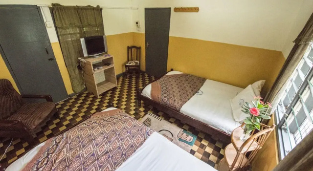 Mountain Paradise Lodge, Prenota Hotel Fume Ghana