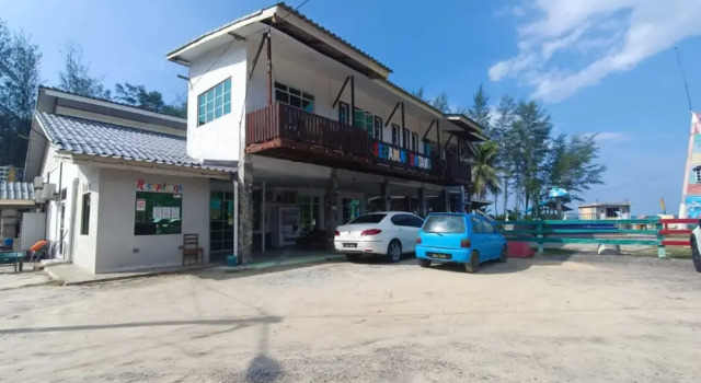 OYO 90799 Sharhan Residence, Rezerwuj Hotel Kota Bahru Kelantan