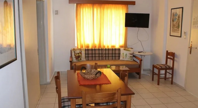 Platanias Beach Apartment