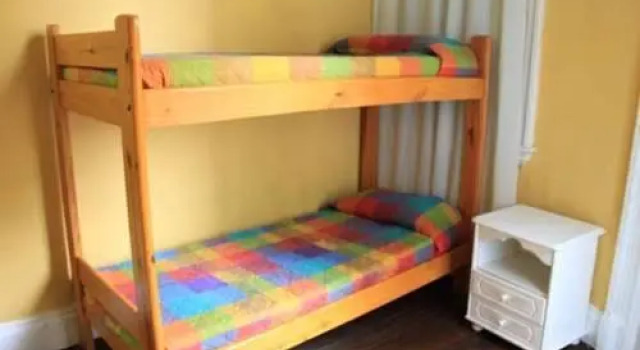 1385 Hostel
