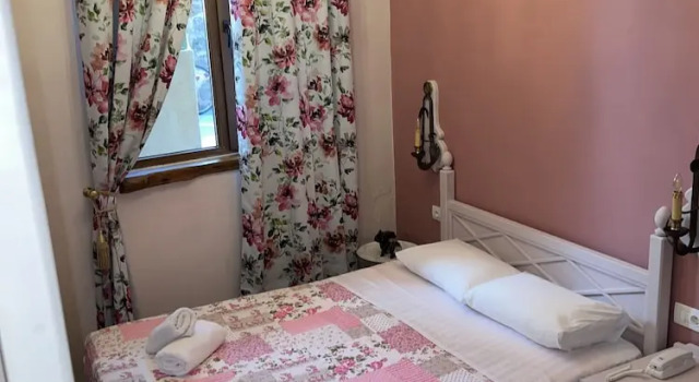 Двухместный номер Standard Цокольный этаж Attiki Hotel