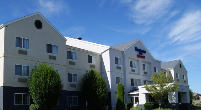 Fairfield Inn Kennewick, Забронировать Отель Отели Tri-Cities с парковкой, Парковка
