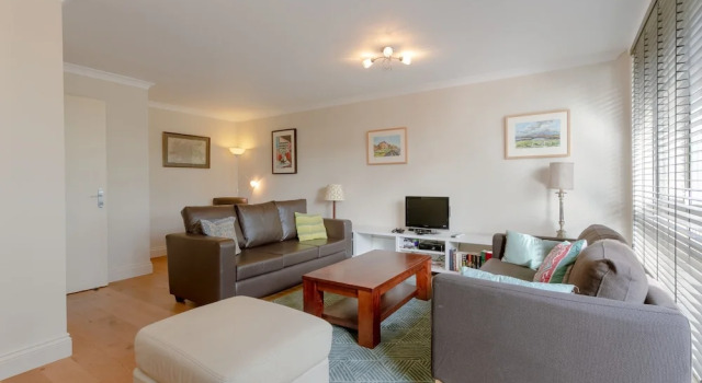 3 Bedroom Apartment in Notting Hill, Varaa Huoneisto Asunnot kohteessa Merseyside, Huoneisto
