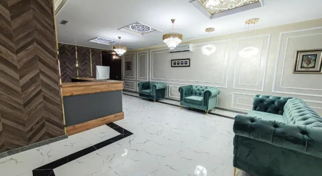 Ritz Hotel