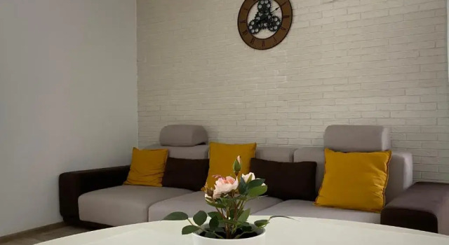 Sunny Deluxe Apartment Cosmopolis, Rezerwuj Apartament Hotele w Ilfov z parkingiem, Parking