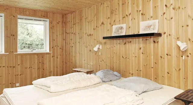 6 Person Holiday Home in Albaek
