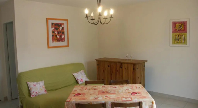 Коттедж Maison Calme Avec Jardin Et Parking Prives