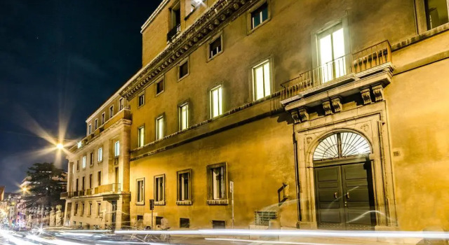 Seng i sovesal H 2000 Roma