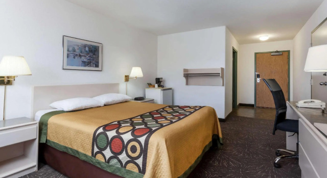 Двухместный номер Standard Days Inn by Wyndham Taber