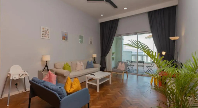 The Suites at Waterside Straits Quay by Plush, Book Apartment Tanjung Tokong Penang