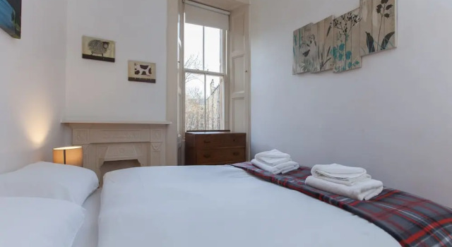 2 Bedroom Central Apartment, Забронировать Апартаменты/квартира Эдинбург Midlothian, рядом с Dean Village