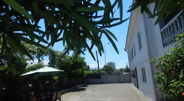 Guest House Near The Euphoria, Book Guesthouse Batumi 
