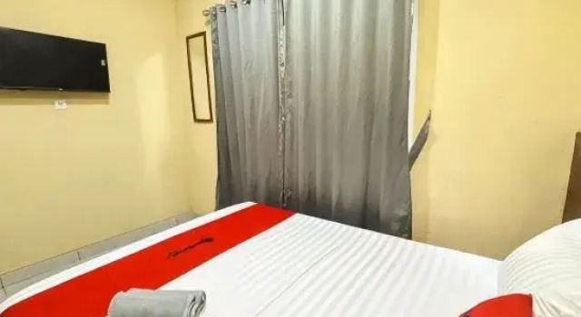 RedDoorz near RS Hermina Tangerang