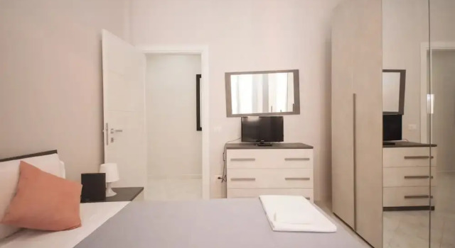 Rome Flat 42 by Ghor, Забронировать Отель Пренестино Рим, рядом с Вокзал Термини