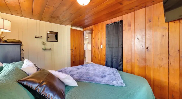 Коттедж Houghton Lake Cottage - Central Location!