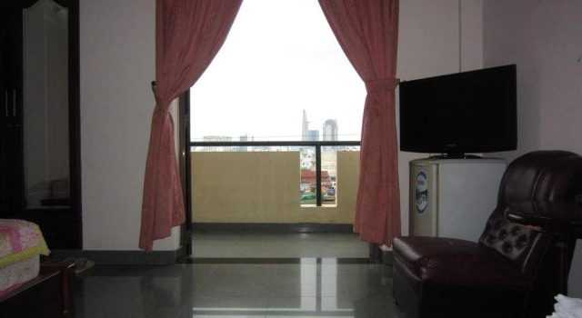 Phi Long Riverside Hotel, Забронировать Отель District 6 Хошимин, рядом с Lotte Mart