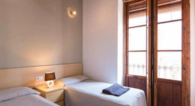 Cerrajeros flat, Забронировать Отель Сьютат Белла 