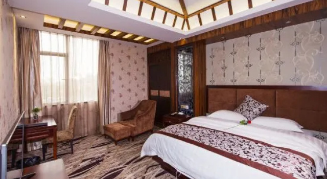 Люкс Business Jinbaili Hotel (Guangzhou North Railway Station)