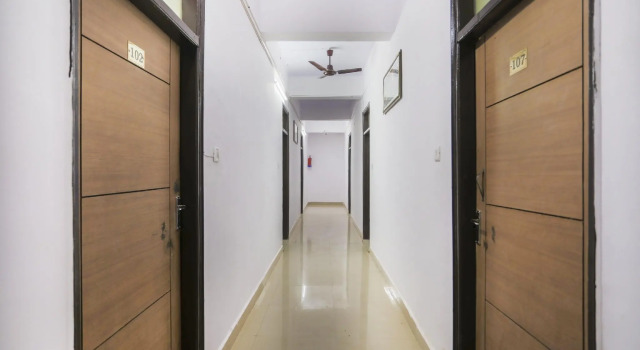 OYO 75354 Hotel Kpa