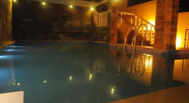 Ocean Suite Luxury Service Apartment, Varaa Huoneisto Panaji Pohjois-Goa