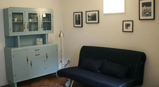 Holiday House Alla Torre, Prenota Appartamento Hotel a Como con parcheggio, Parcheggio
