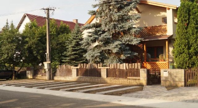 Апартаменты Deluxe Hacienda Családbarát Vendégház
