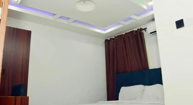 Lords&ladies suites, Book Hotel Lagos Lagos State