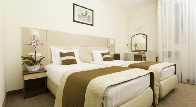 Двухместный номер Standard Grand Hotel Coroana