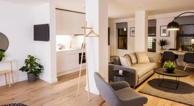 Студия Deluxe Hiding Space Westgate Apartments