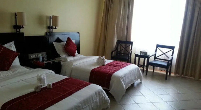 Xinxing Garden Hotel, Book Hotel Sanya Hainan