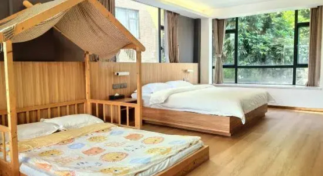 Семейный люкс Deluxe Zhuhai Qiaodao Sanzhai Homestay